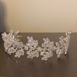 Gorgeous Crystal Headband
